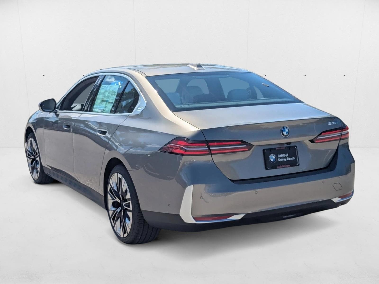 2026 BMW 5 Series 530i - Photo 8