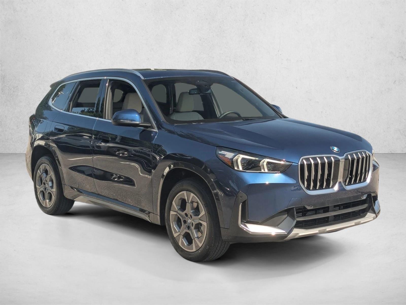 2025 BMW X1 28i - Photo 7