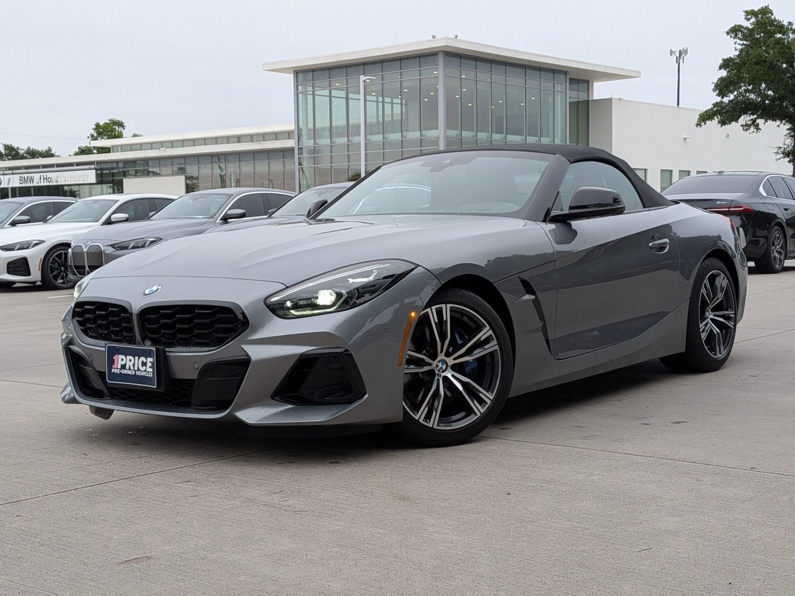 2026 BMW Z4 M40i's photo