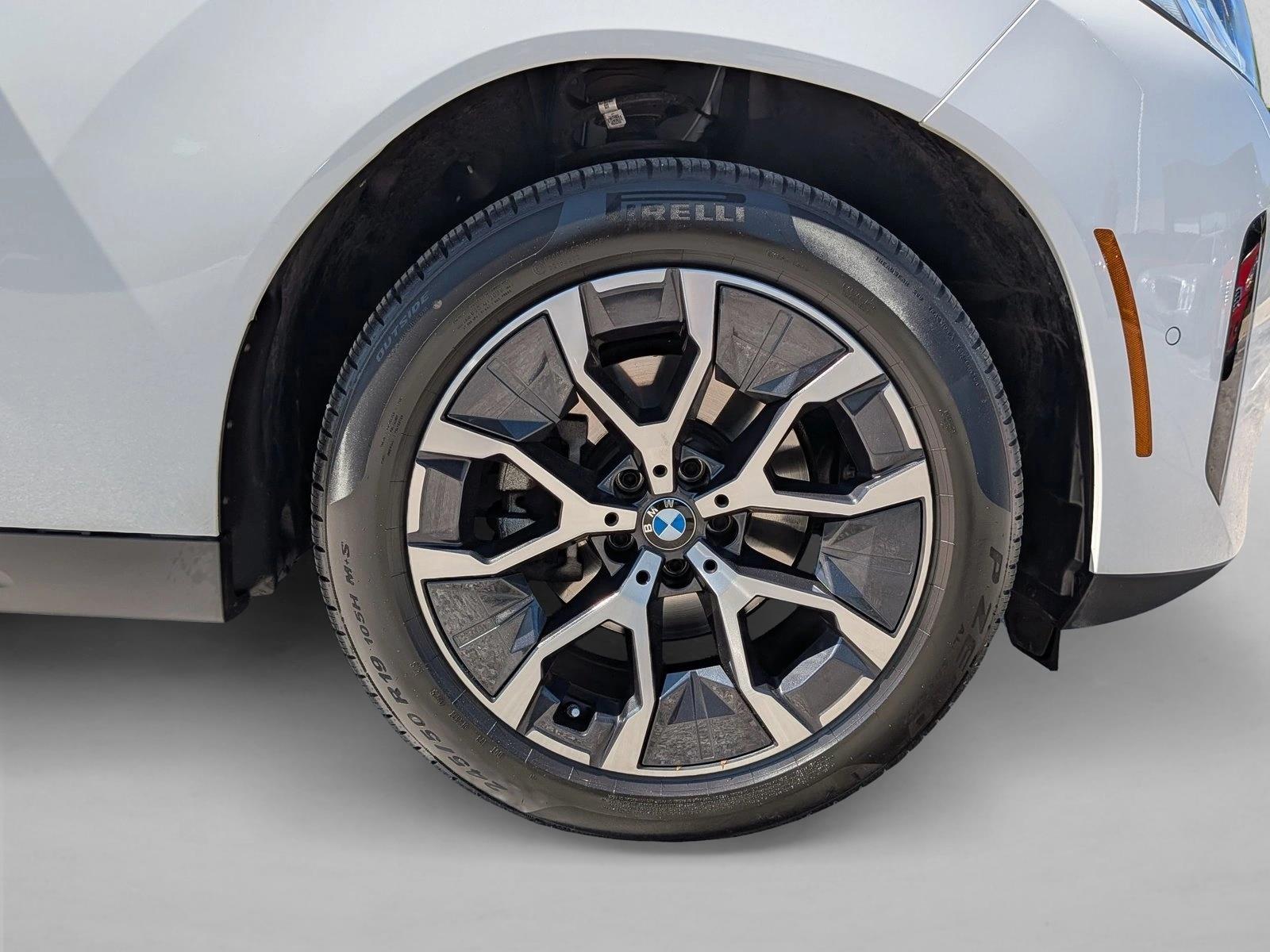 2025 BMW X3 30 - Photo 22