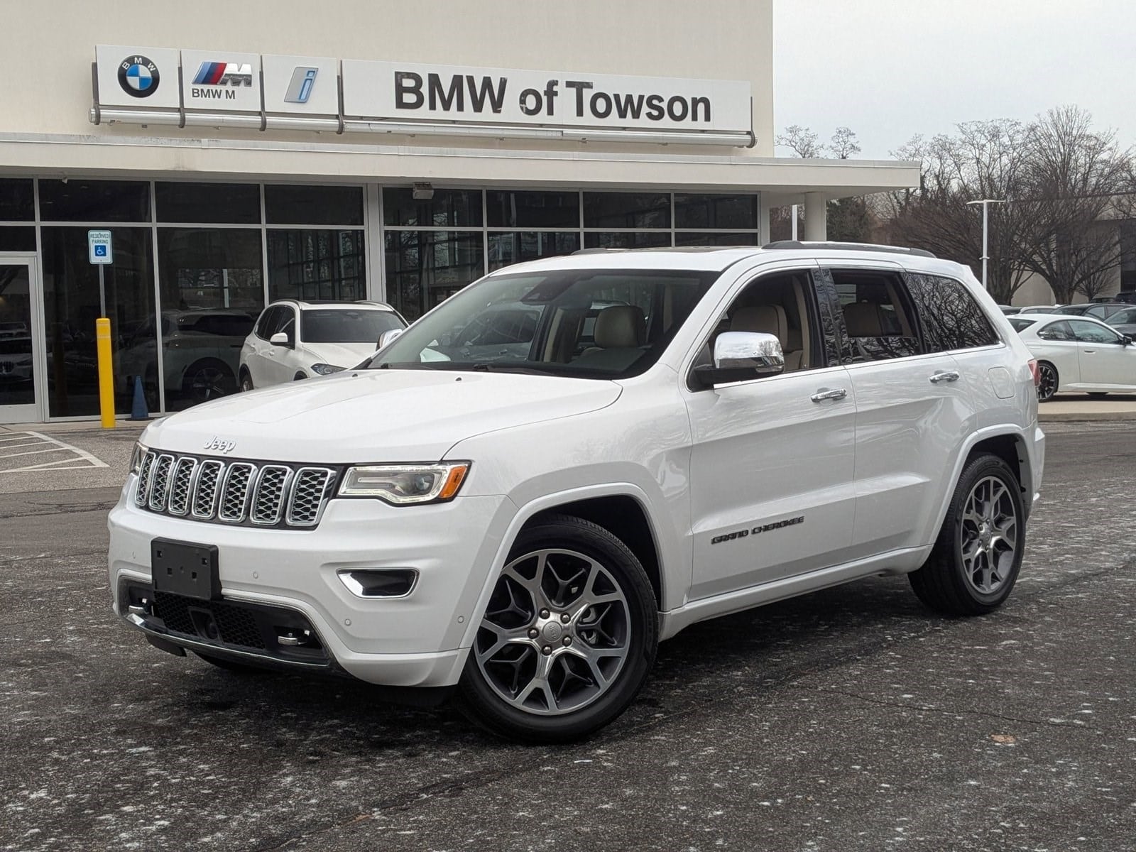 2020 Jeep Grand Cherokee Overland's photo