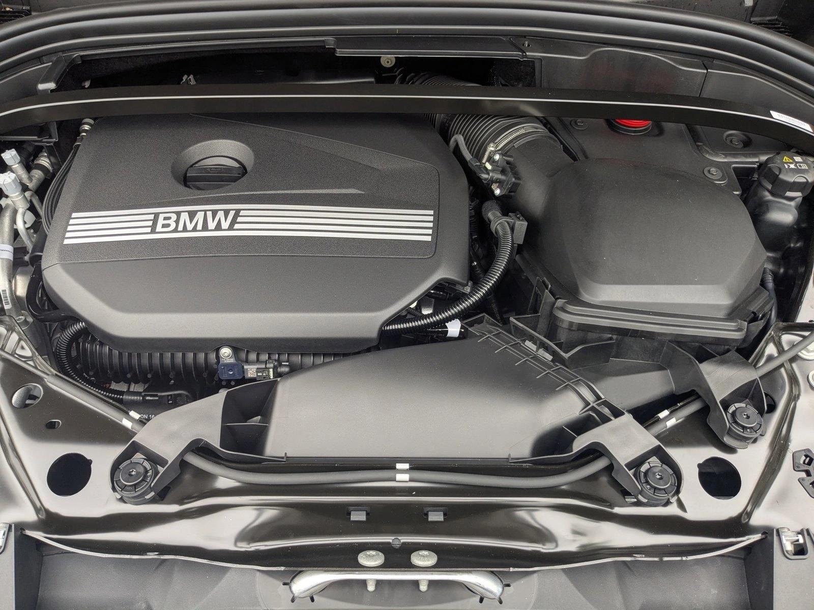 2025 BMW X1 28i - Photo 18