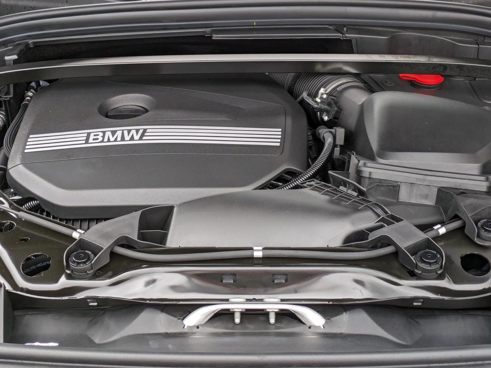 2025 BMW X1 28i - Photo 18