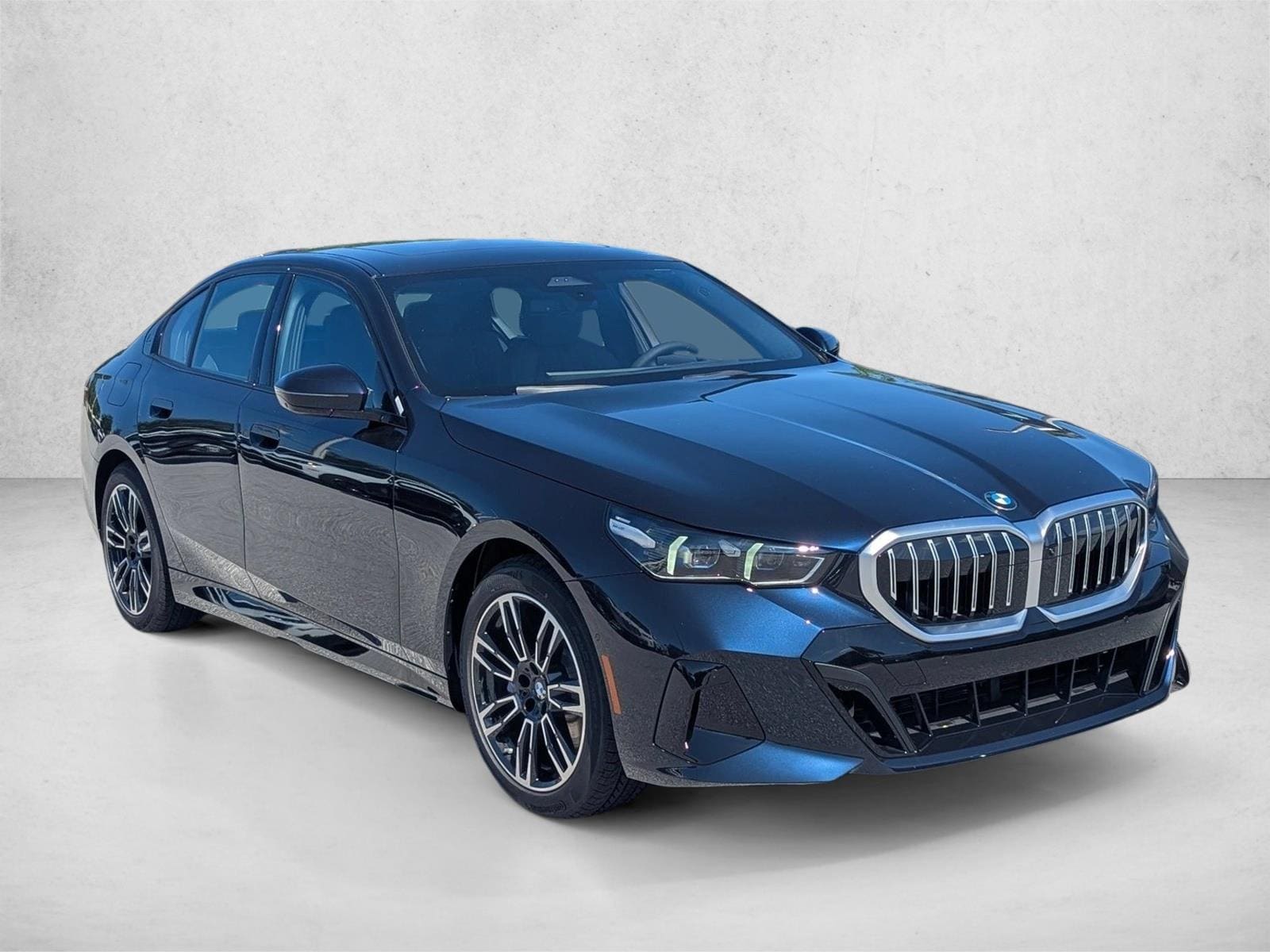 2026 BMW 5 Series 530i - Photo 6