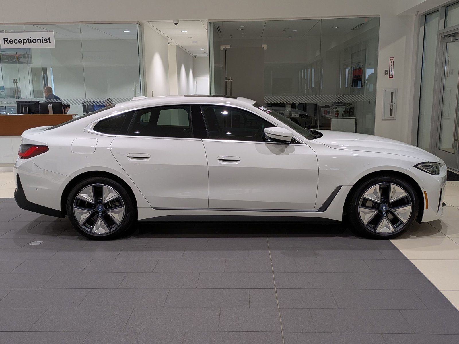 2024 Bmw i4 xDrive40 photo 4