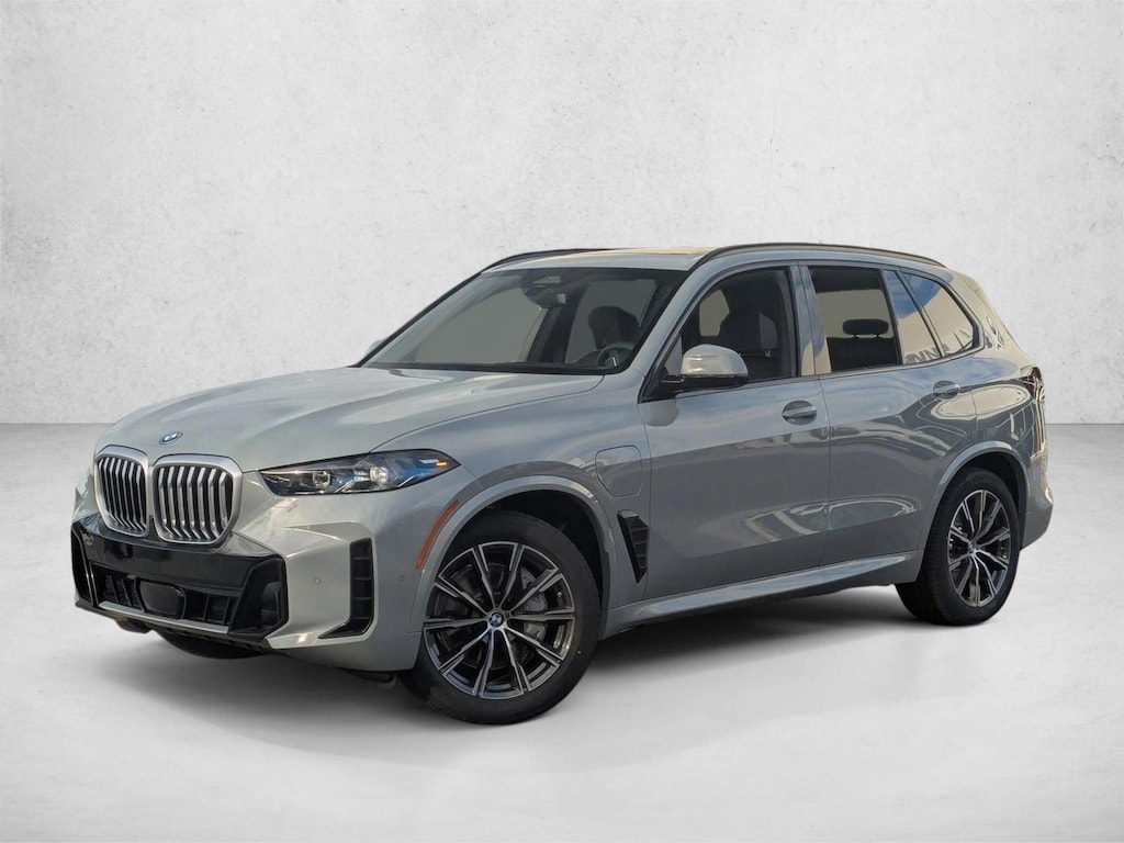 New 2026 BMW X5 PHEV xDrive50e SUV