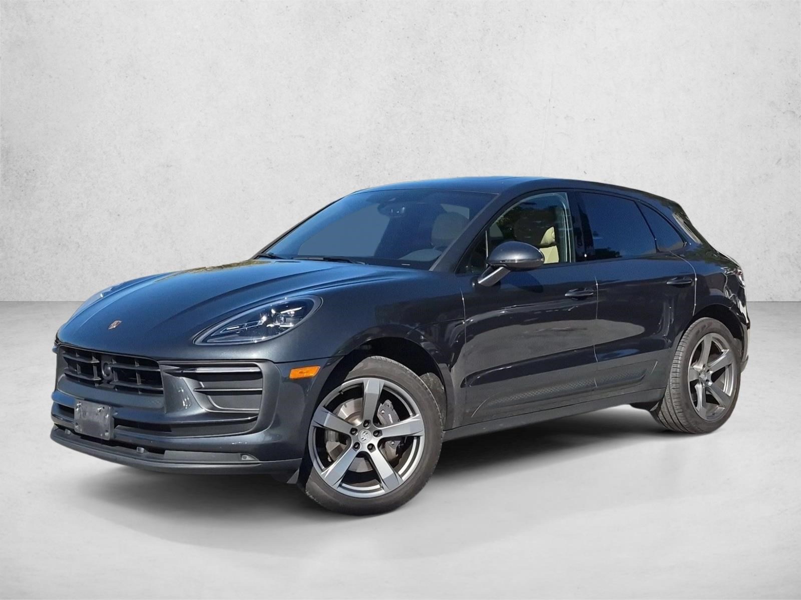 2022 Porsche Macan