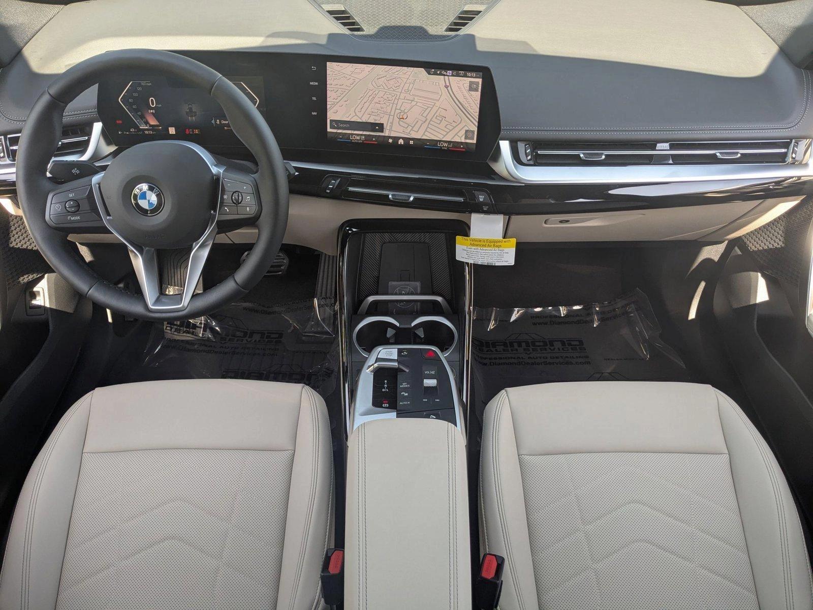 2025 BMW X1 28i - Photo 15