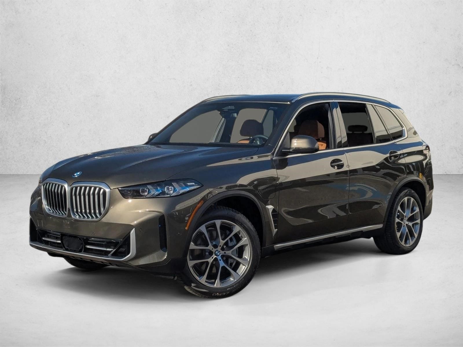 2026 BMW X5 50e's photo