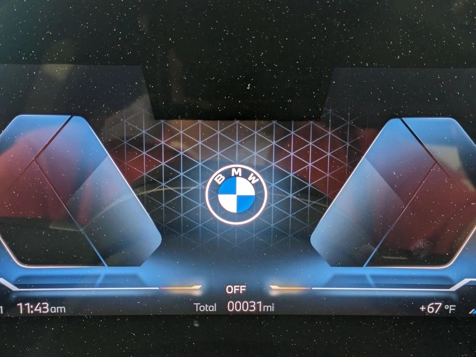 2025 BMW X1 28i - Photo 11