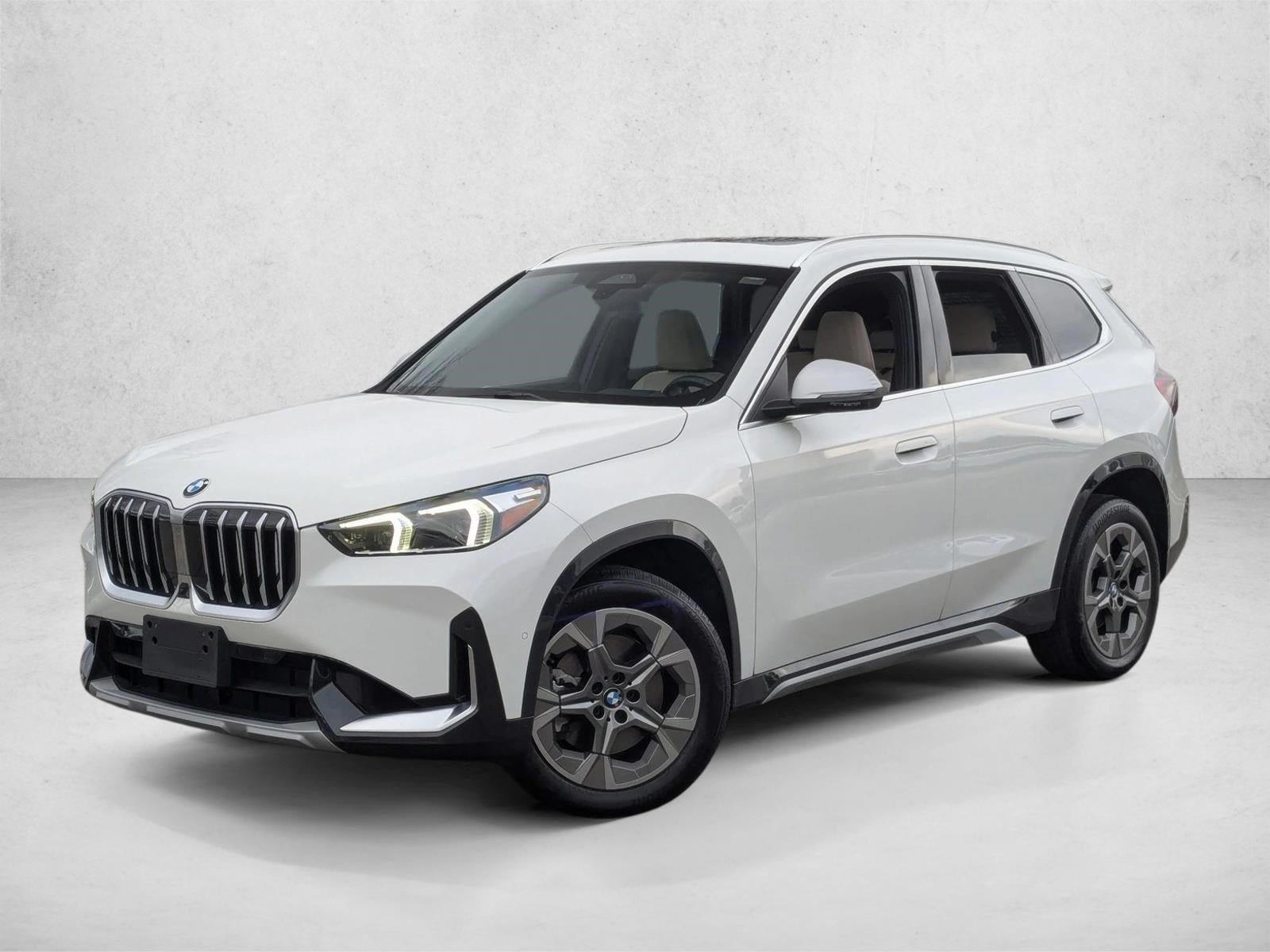 2023 BMW X1 28i's photo