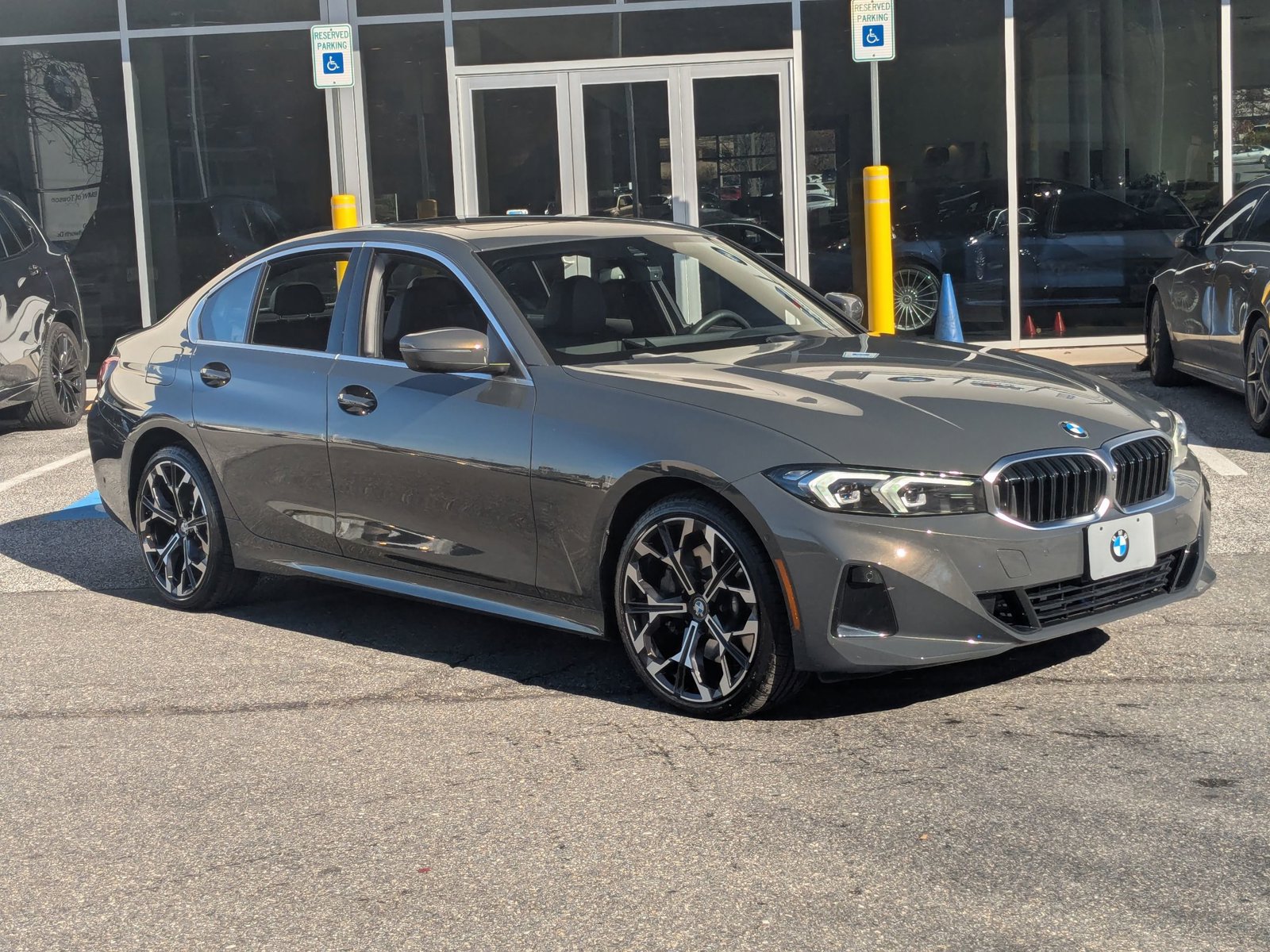 2025 Bmw 330i xDrive photo 3