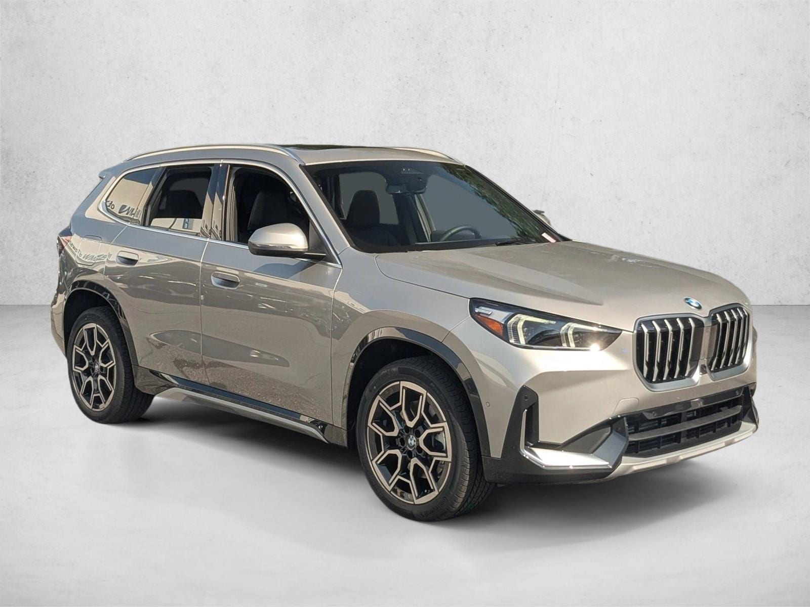 2025 BMW X1 28i - Photo 7