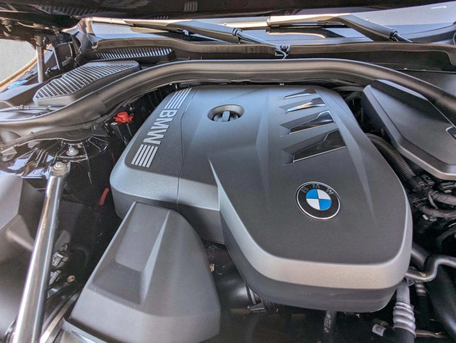 2026 BMW 5 Series 530i - Photo 16