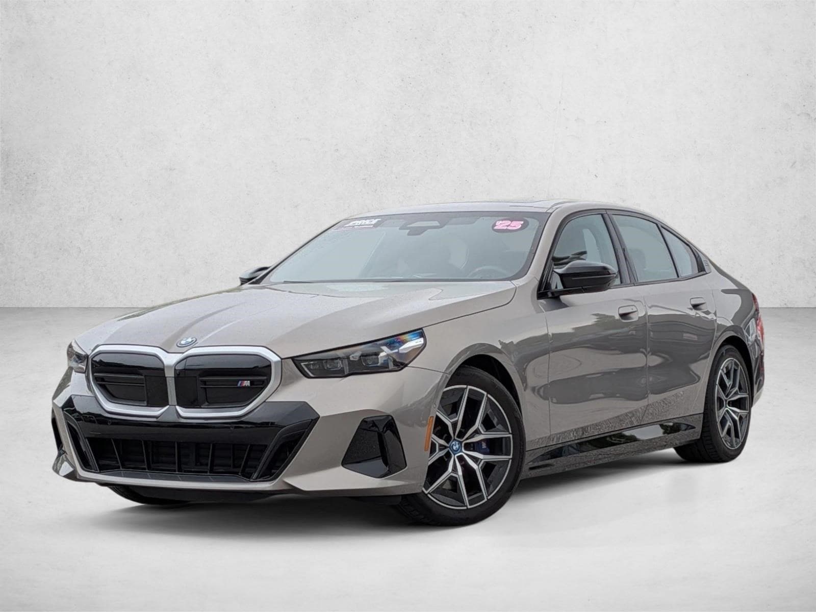 2025 BMW i5 M60 xDrive Sedan's photo
