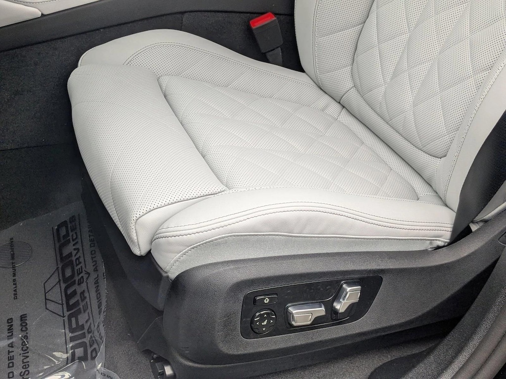 New 2026 BMW X6 xDrive40i SUV