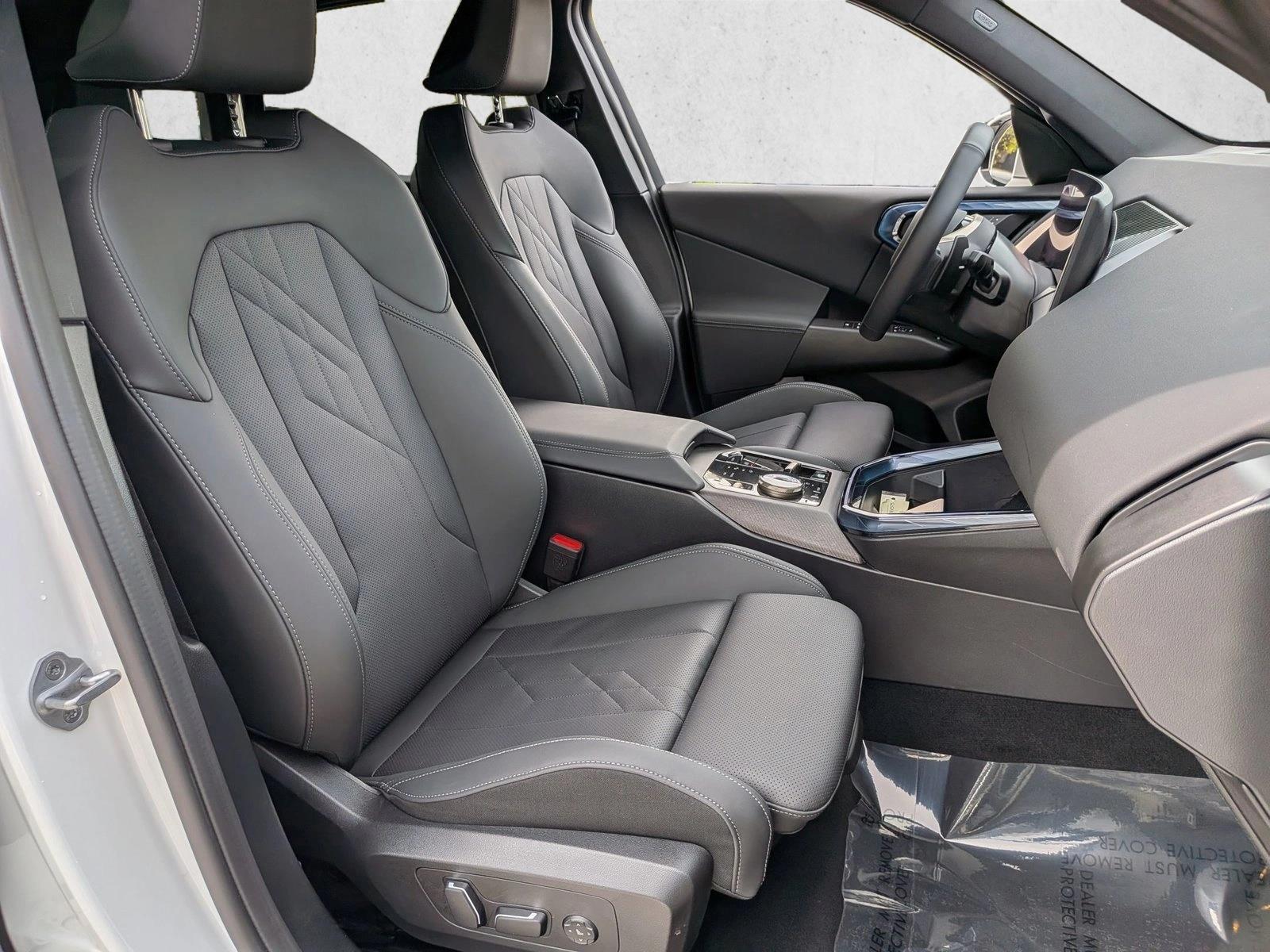 2025 BMW X3 30 - Photo 21