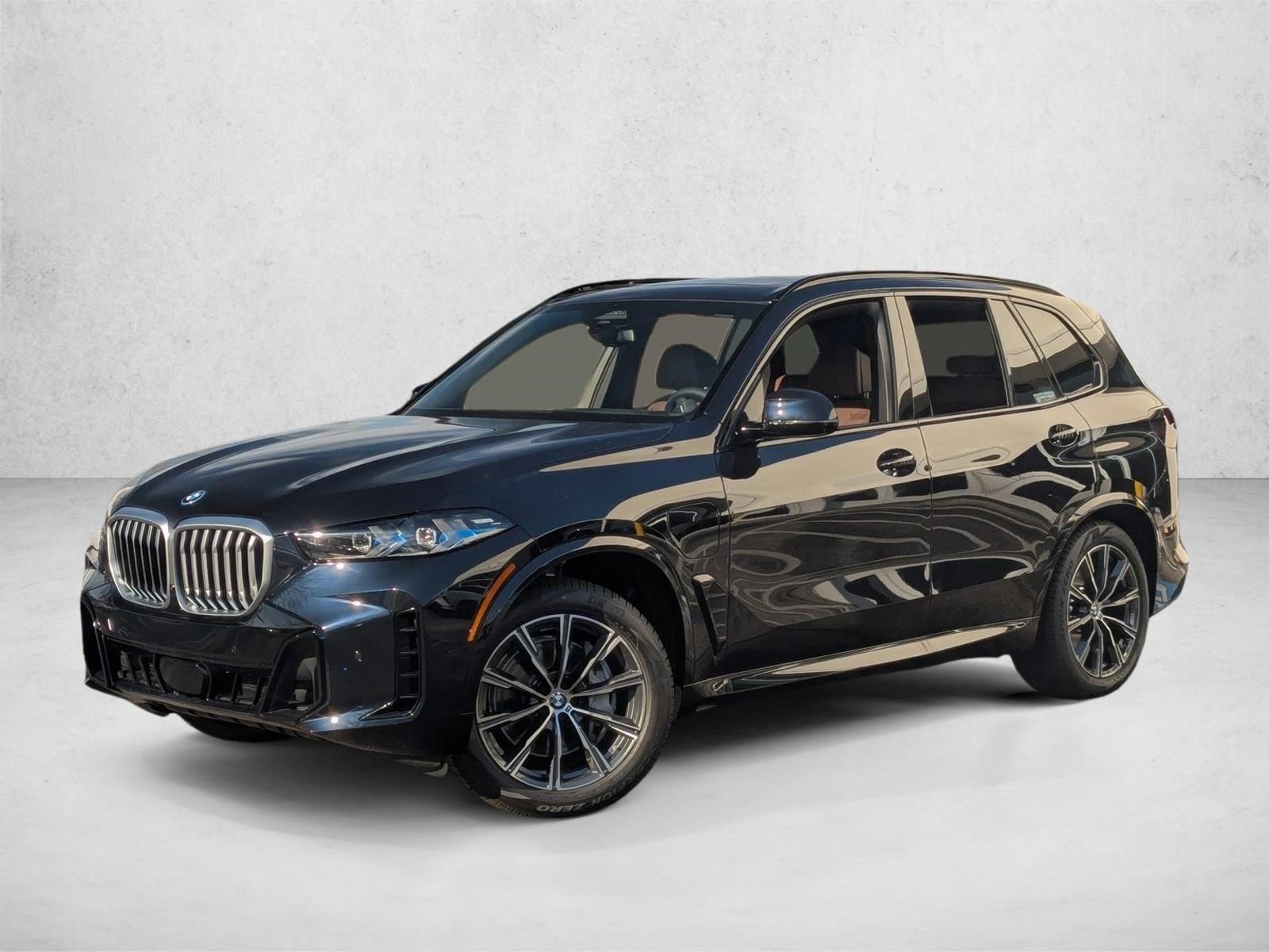 2026 BMW X5 50e's photo