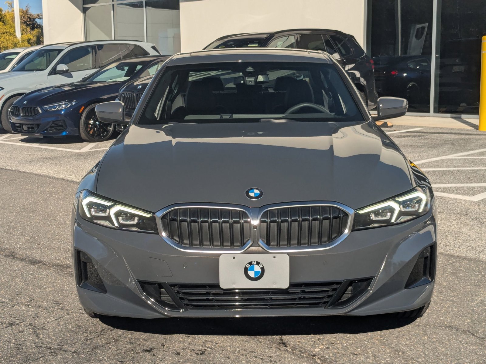 2025 Bmw 330i xDrive photo 2