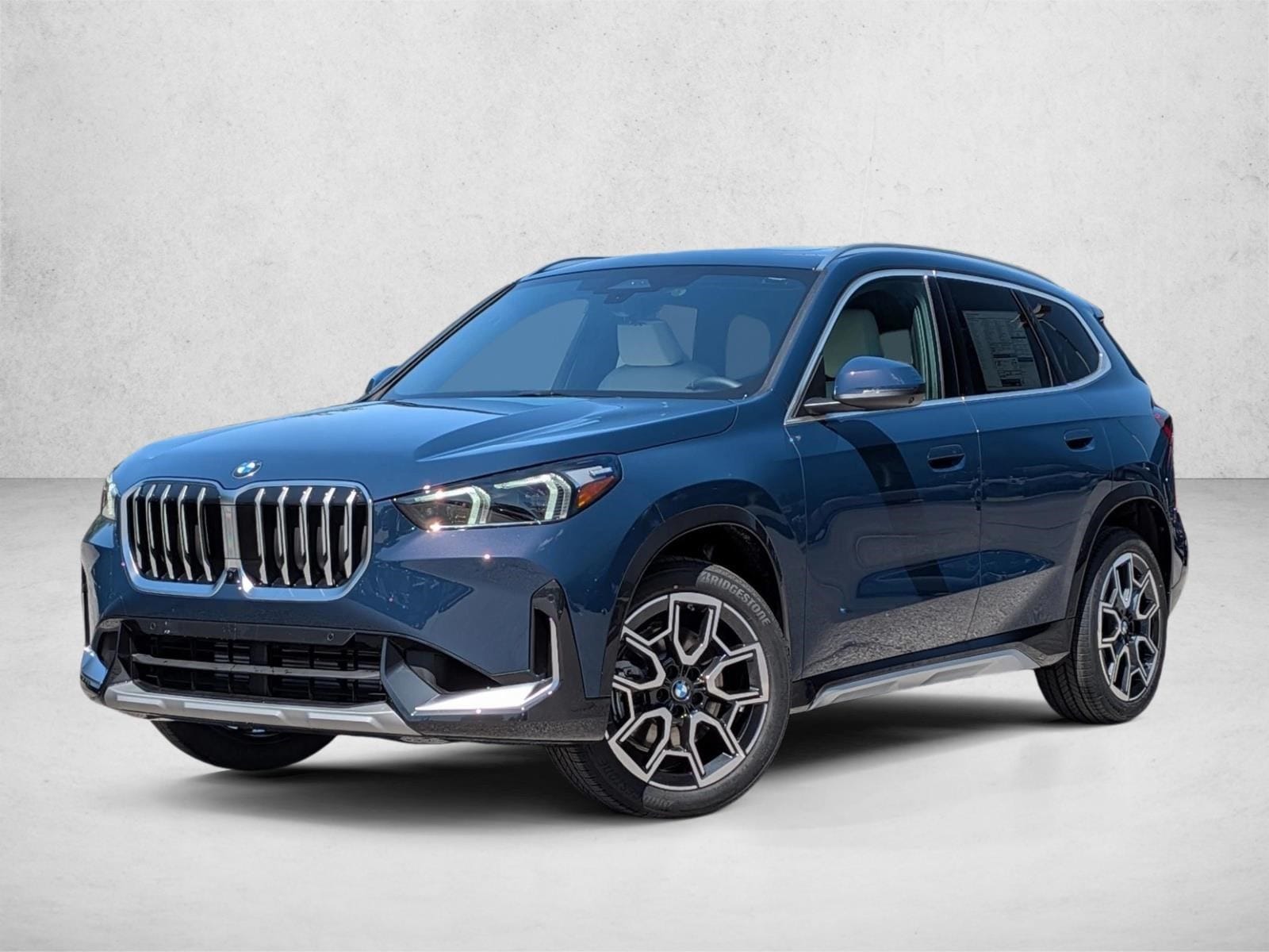 2026 BMW X1 xDrive28i's photo