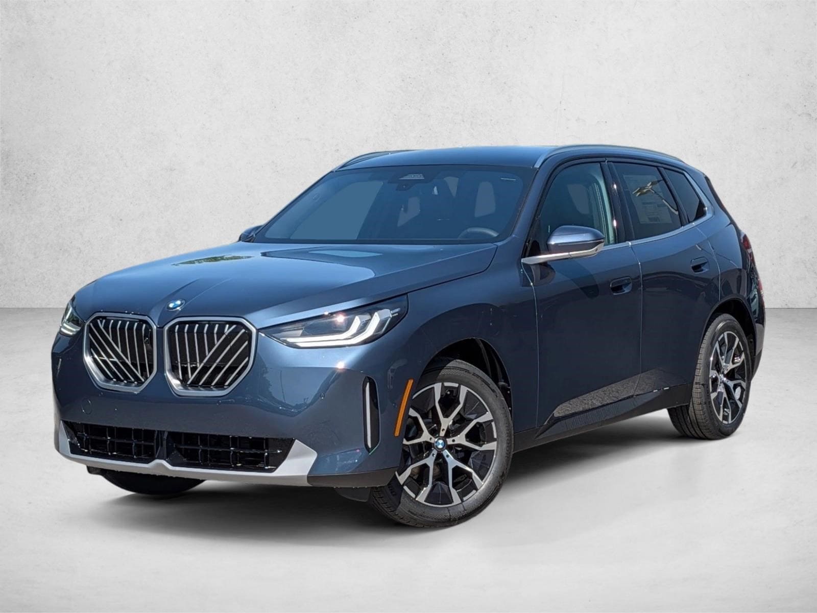 2026 BMW X3 30 XDRIVE's photo