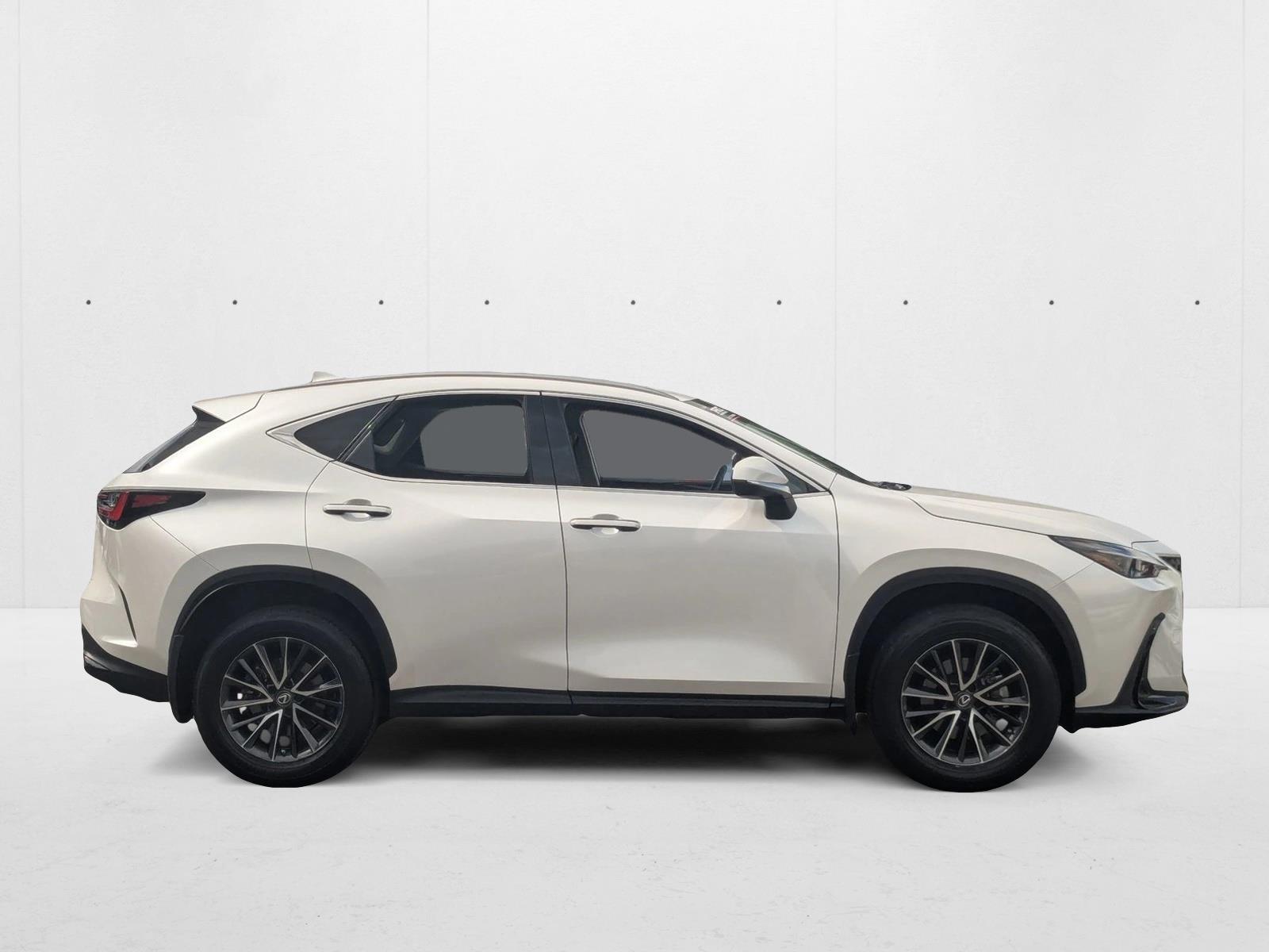 2023 Lexus NX 350 Premium AWD photo 3