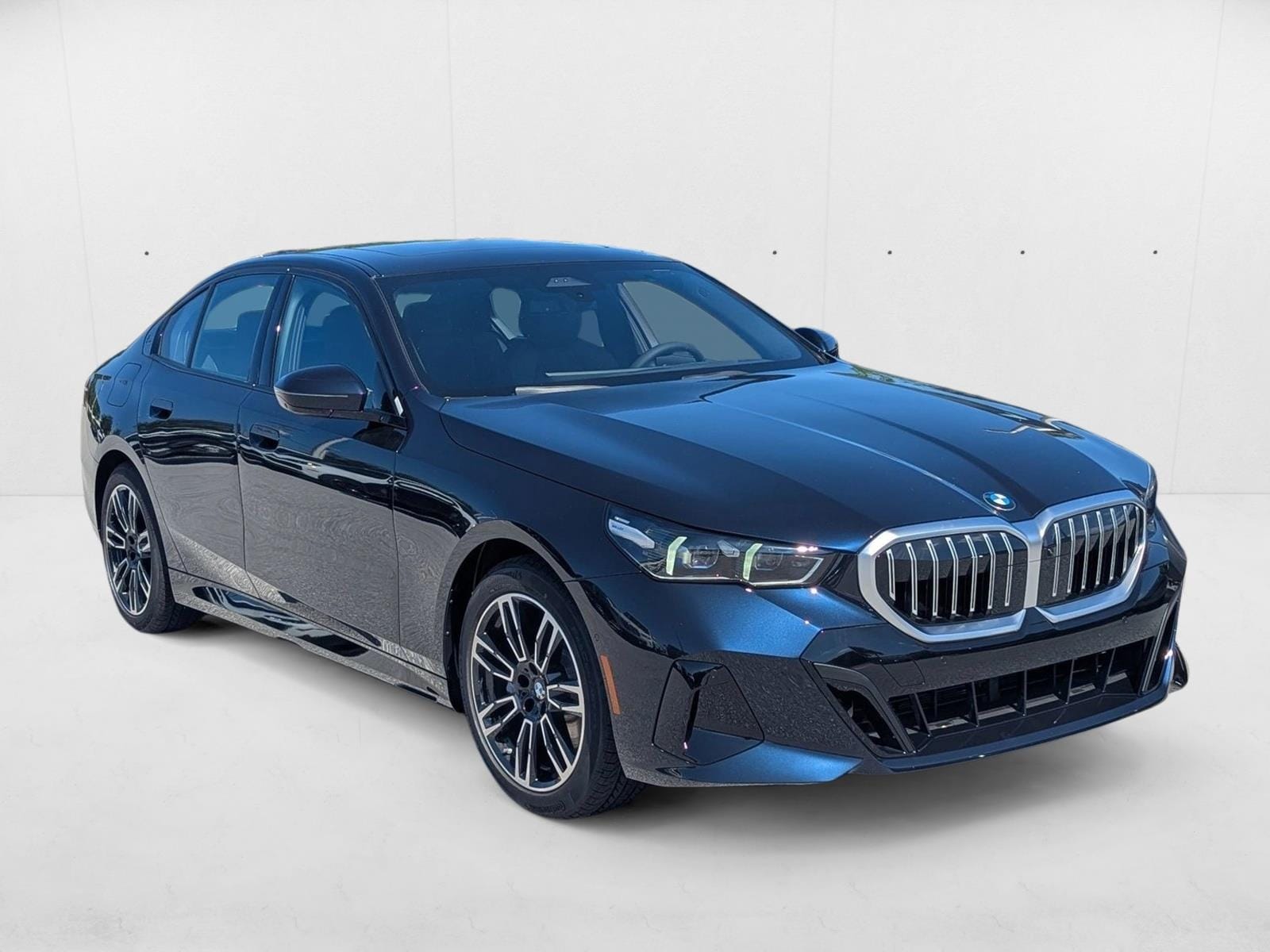 2026 BMW 5 Series 530i - Photo 6