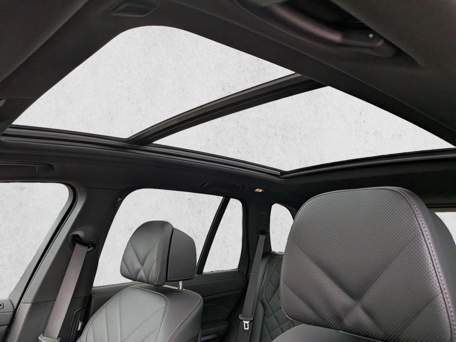 2026 BMW X5 50e - Photo 15