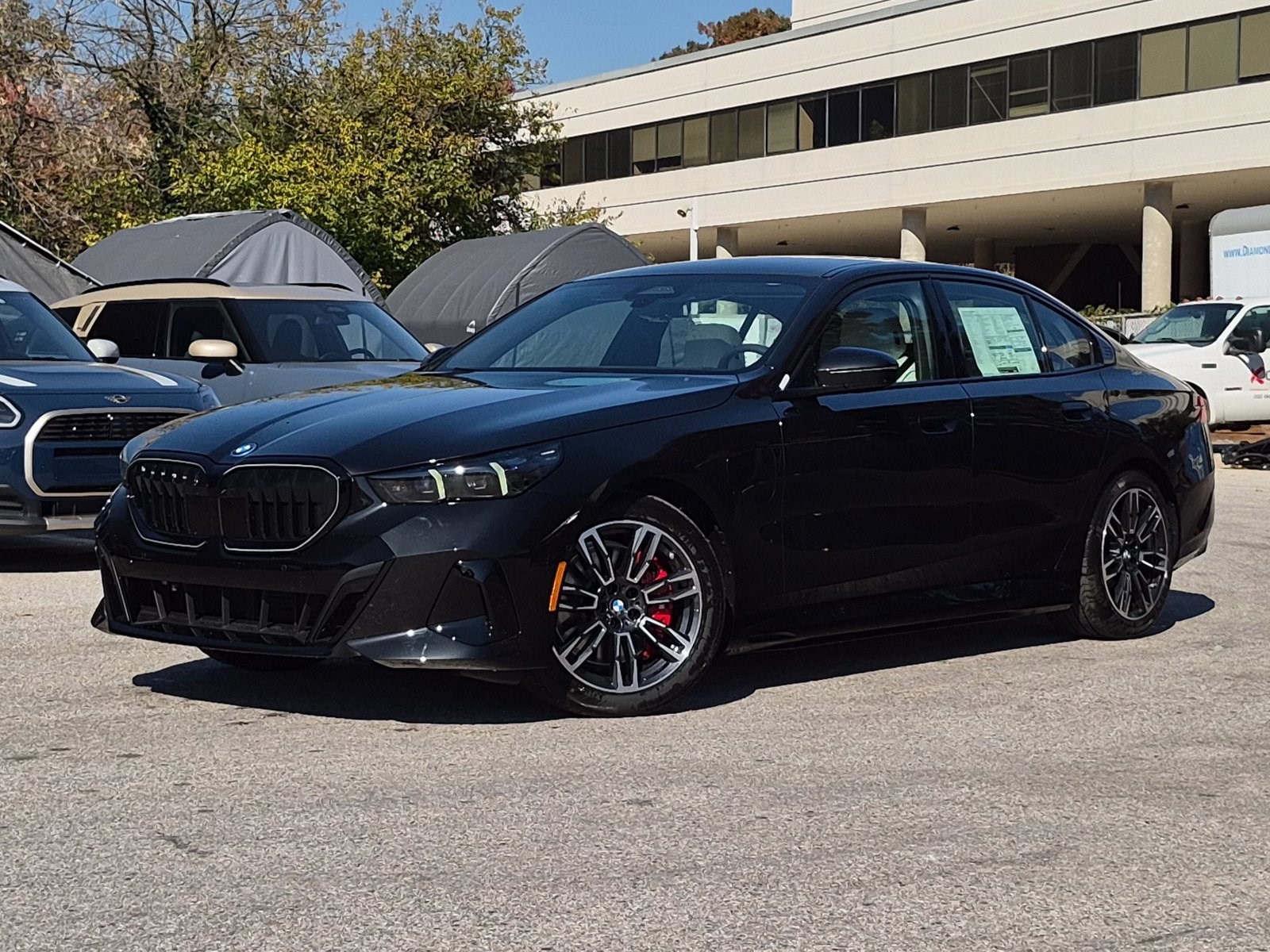 2027 BMW 550e xDrive Sedan