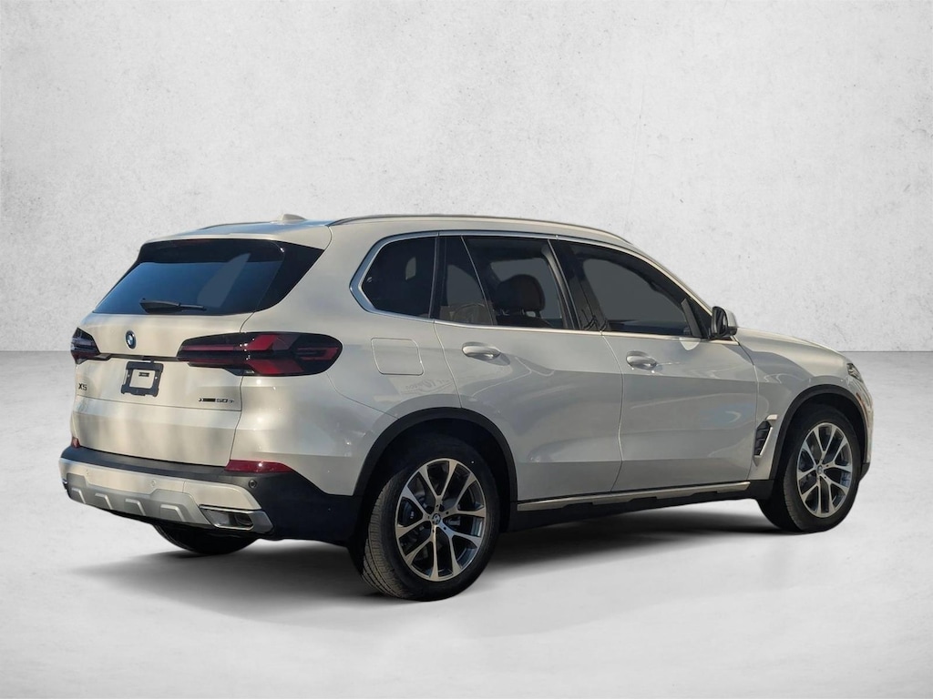 New 2026 BMW X5 PHEV xDrive50e SUV