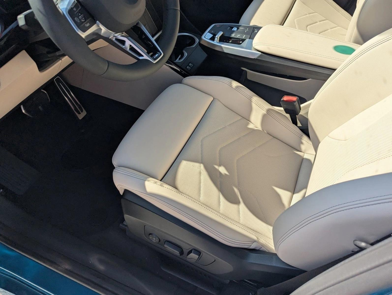 2025 Bmw X1 XDrive28i photo 3