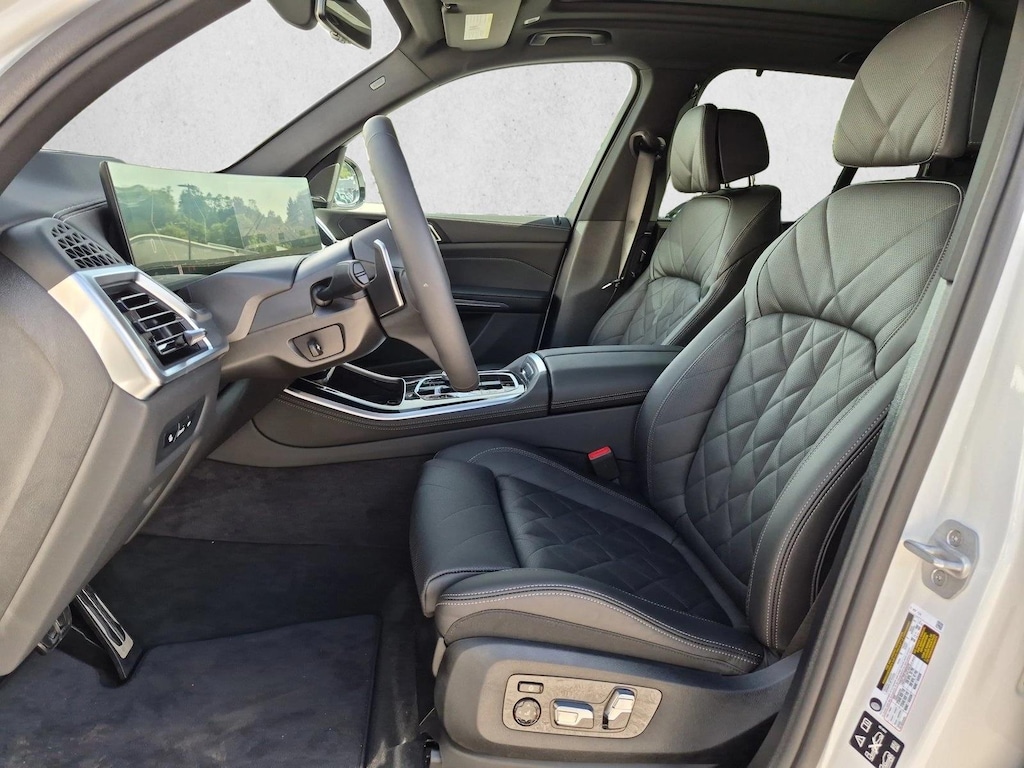 New 2026 BMW X5 xDrive40i SUV