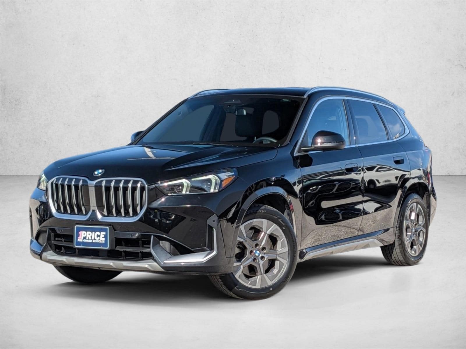 2025 BMW X1 28i