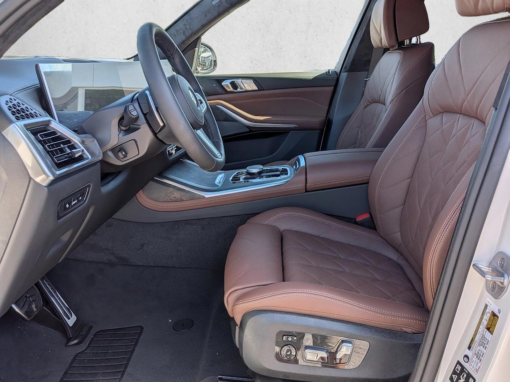 New 2027 BMW X7 xDrive40i SUV