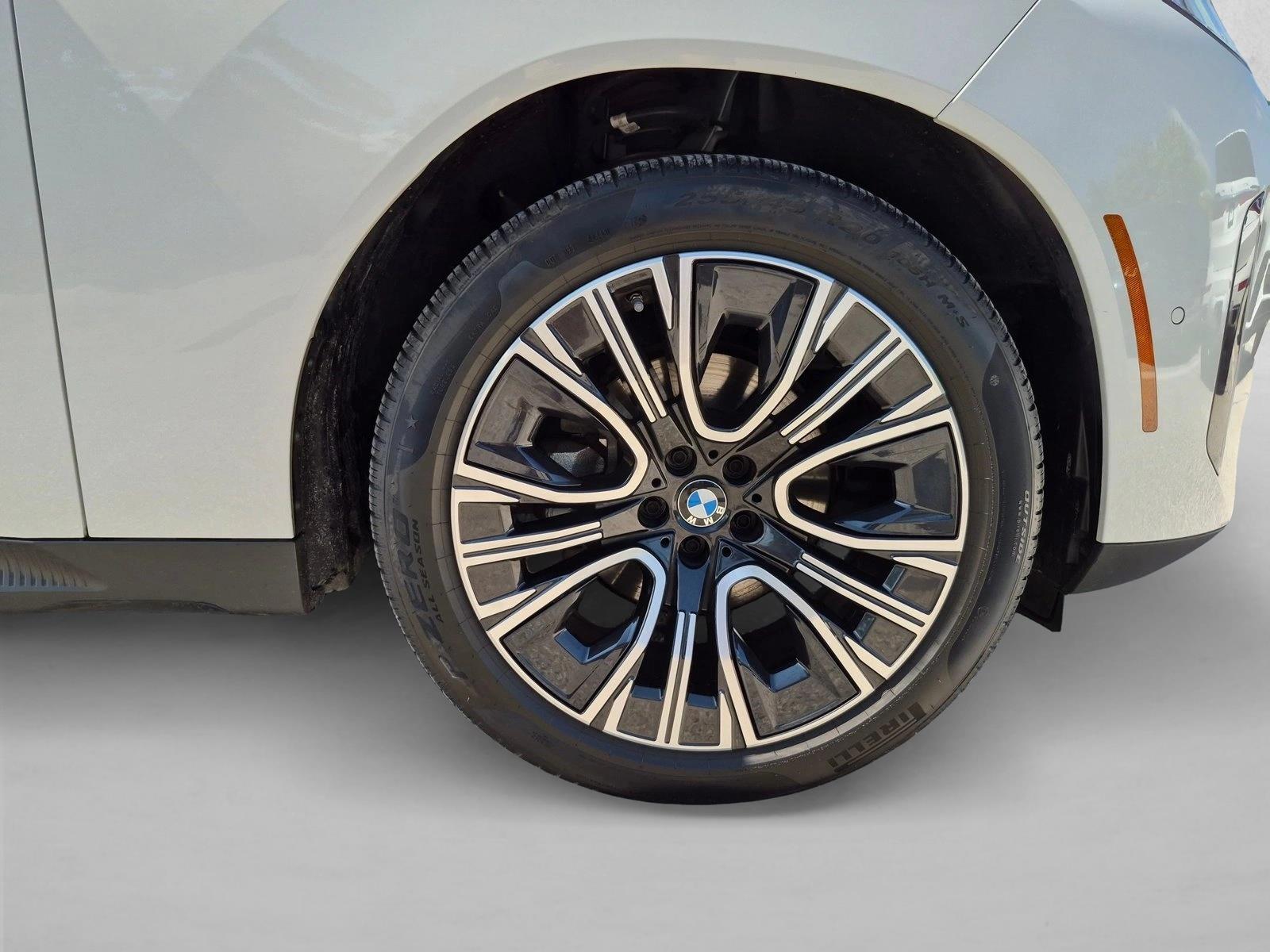 2026 BMW X3 30 - Photo 24