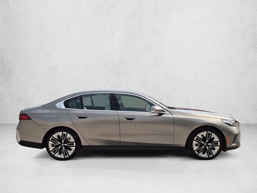 Certified 2026 BMW 540i xDrive Sedan
