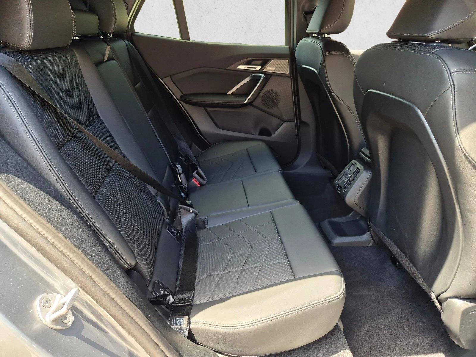 2026 BMW X2 28i - Photo 19