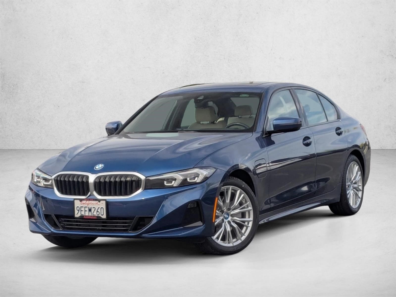 2023 BMW 3 Series 330e Sedan's photo