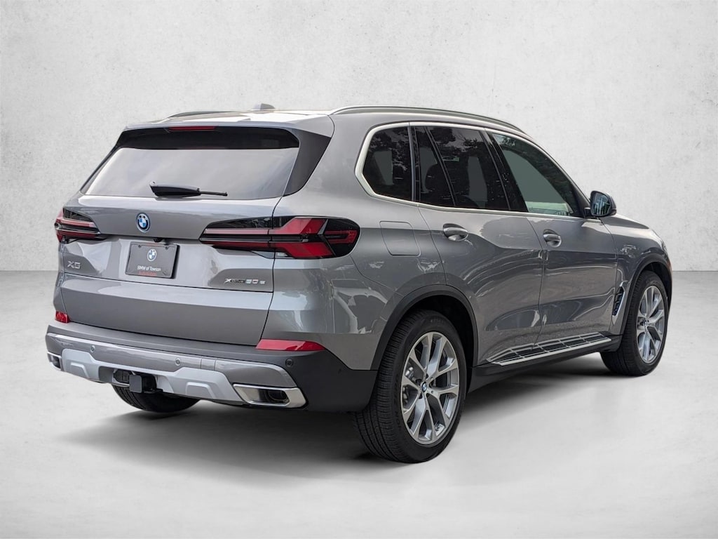 New 2026 BMW X5 PHEV xDrive50e SUV