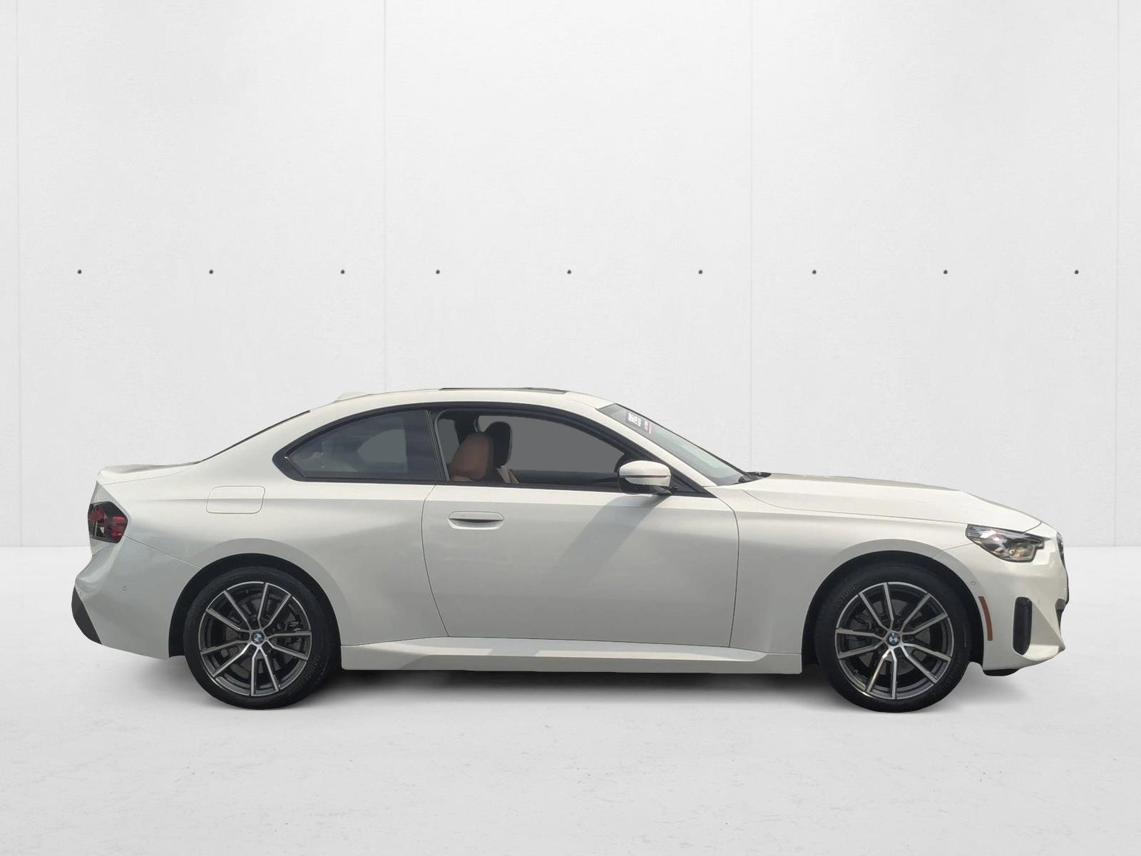 2023 Bmw 230i xDrive photo 4