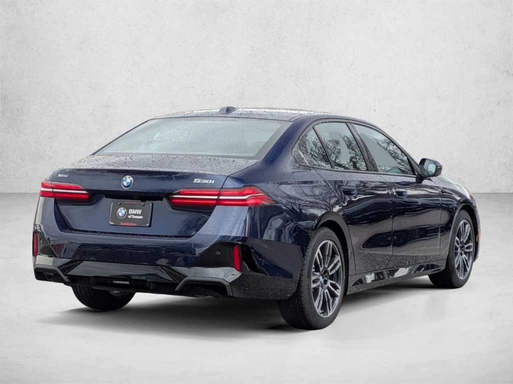 New 2026 BMW 530i xDrive Sedan