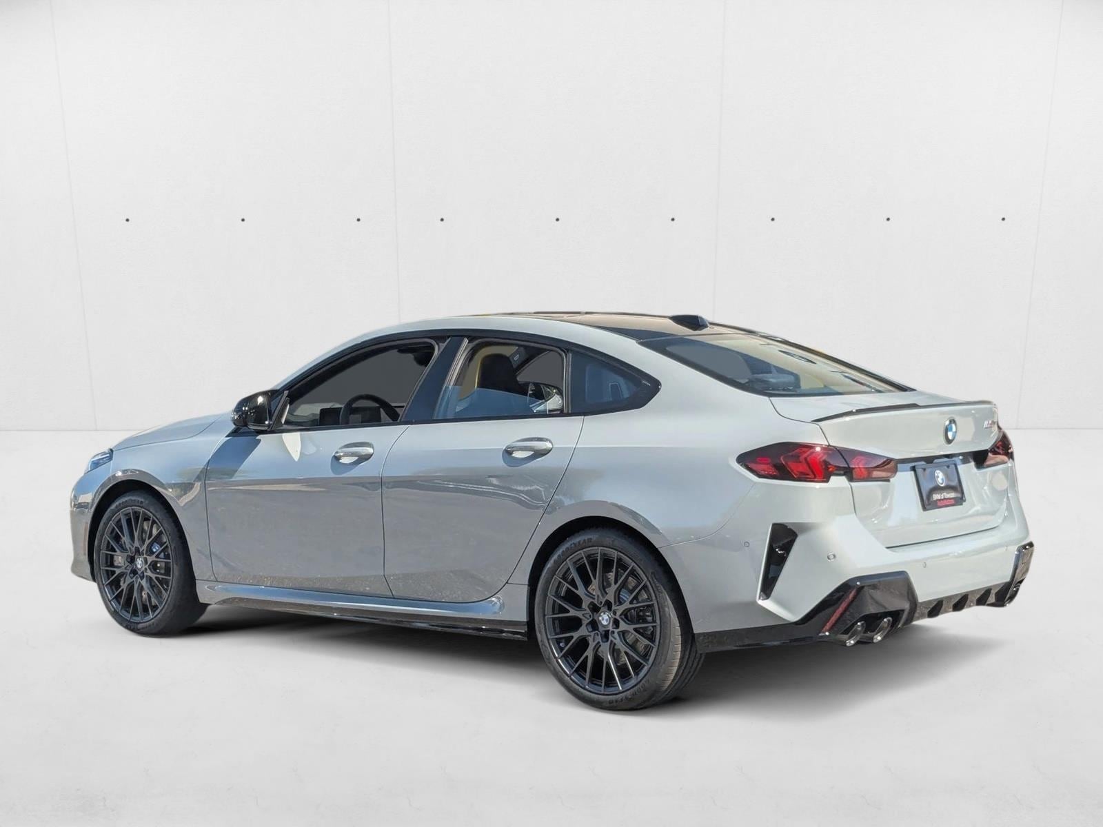 2026 BMW 2 Series M235 - Photo 9