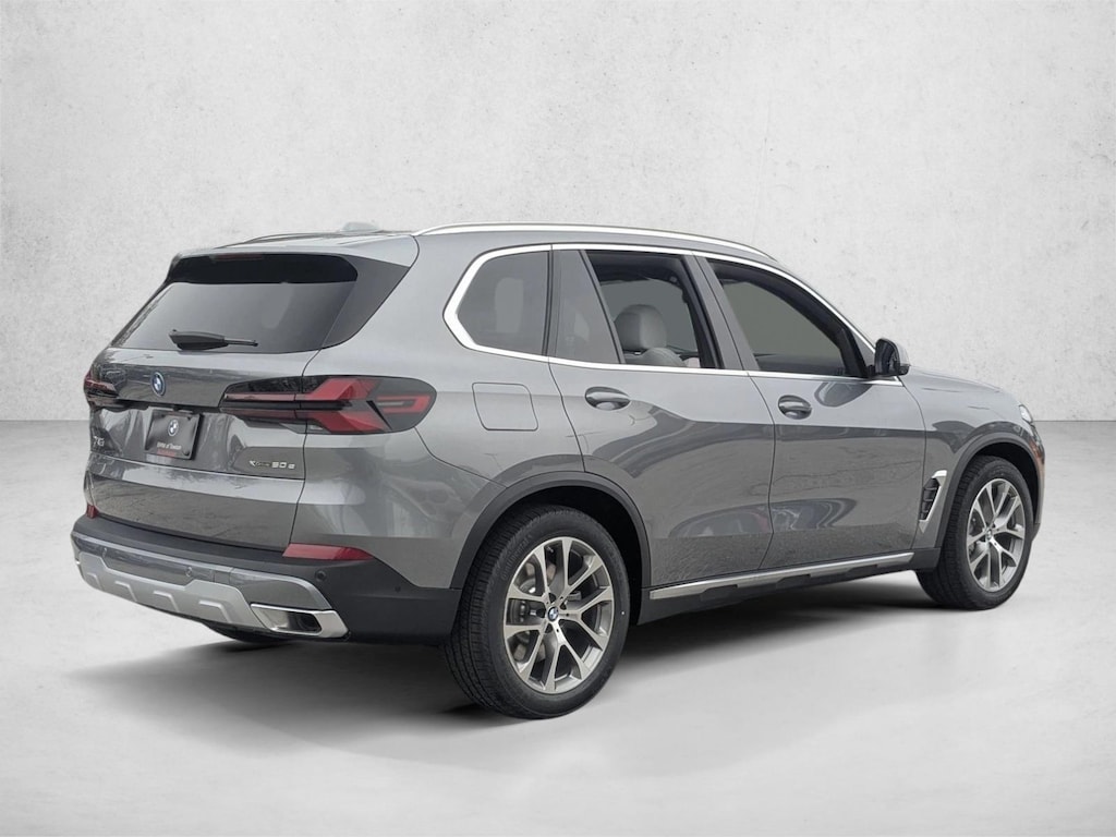 New 2026 BMW X5 PHEV xDrive50e SUV
