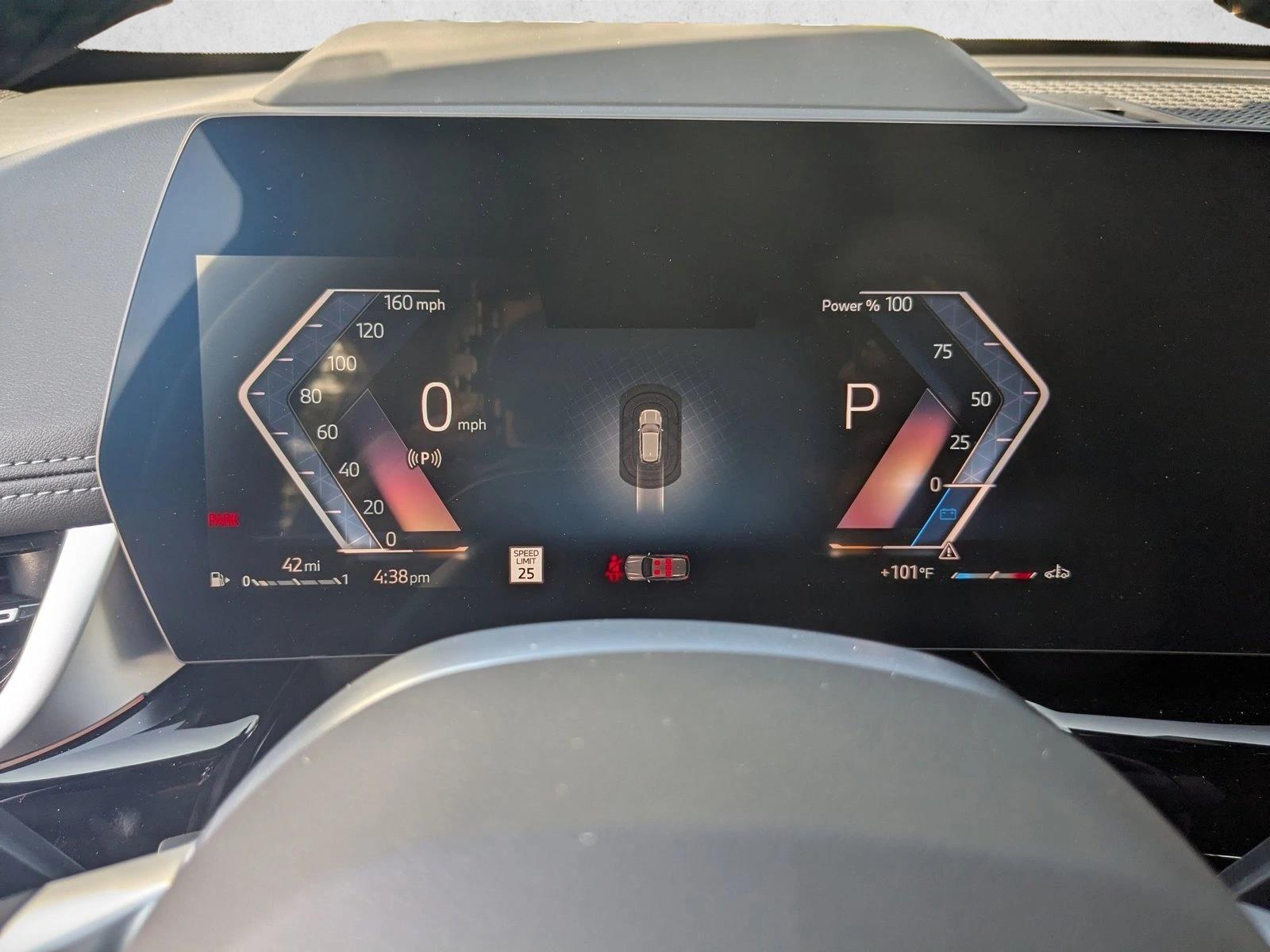 2025 BMW X1 28i - Photo 11