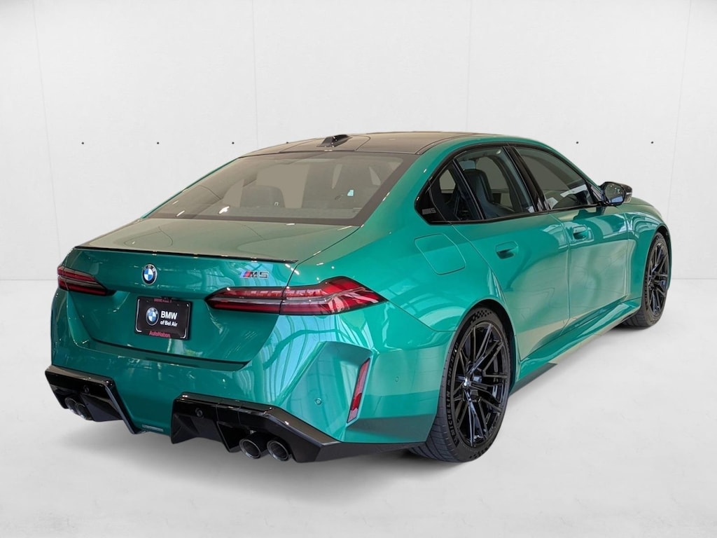 New 2026 BMW M5 Sedan