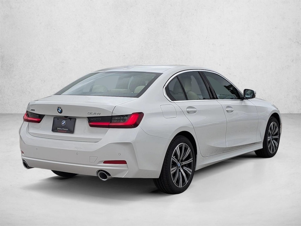 New 2026 BMW 330i xDrive Sedan