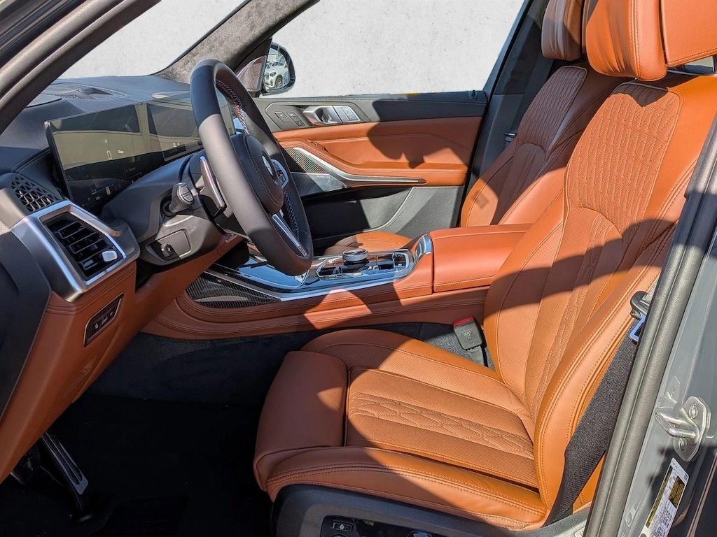 New 2026 BMW X7 M60i SUV
