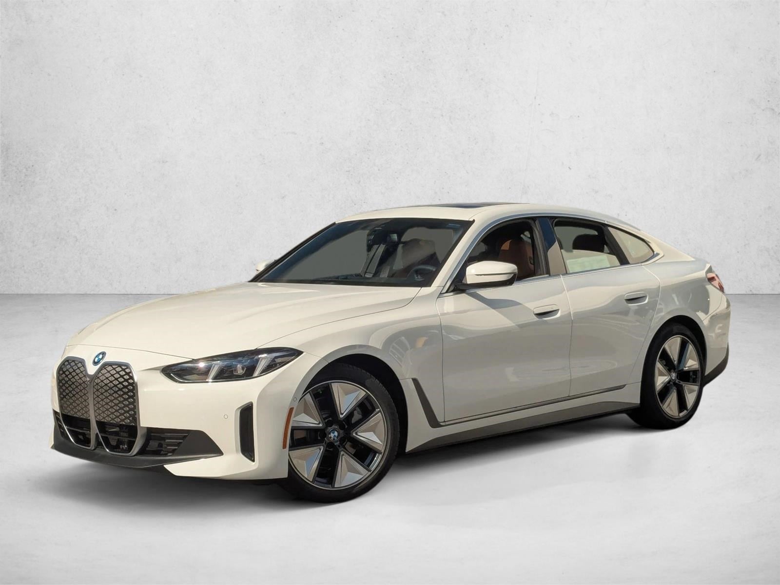 2025 BMW i4 40's photo