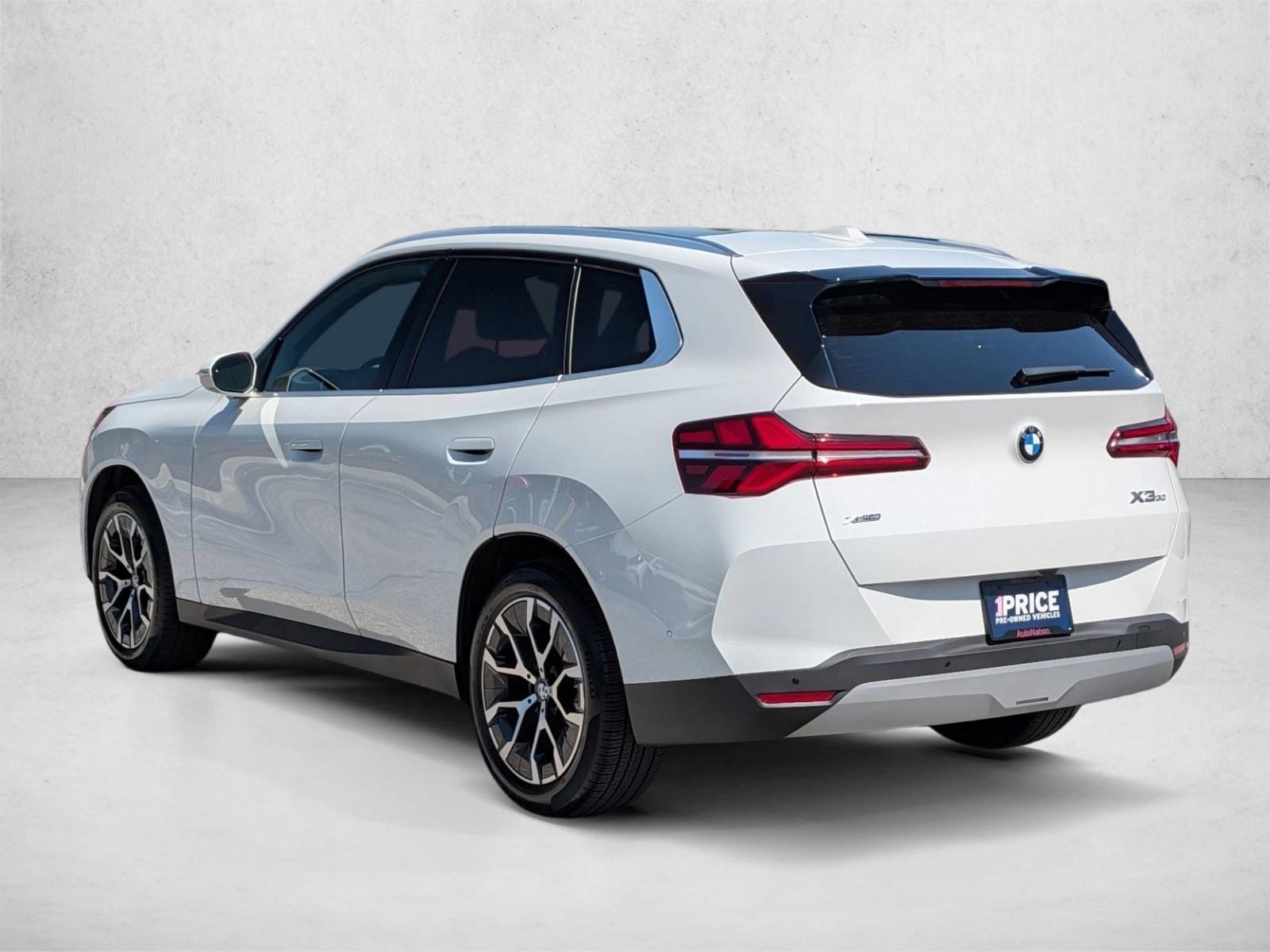 2025 BMW X3 30 - Photo 8