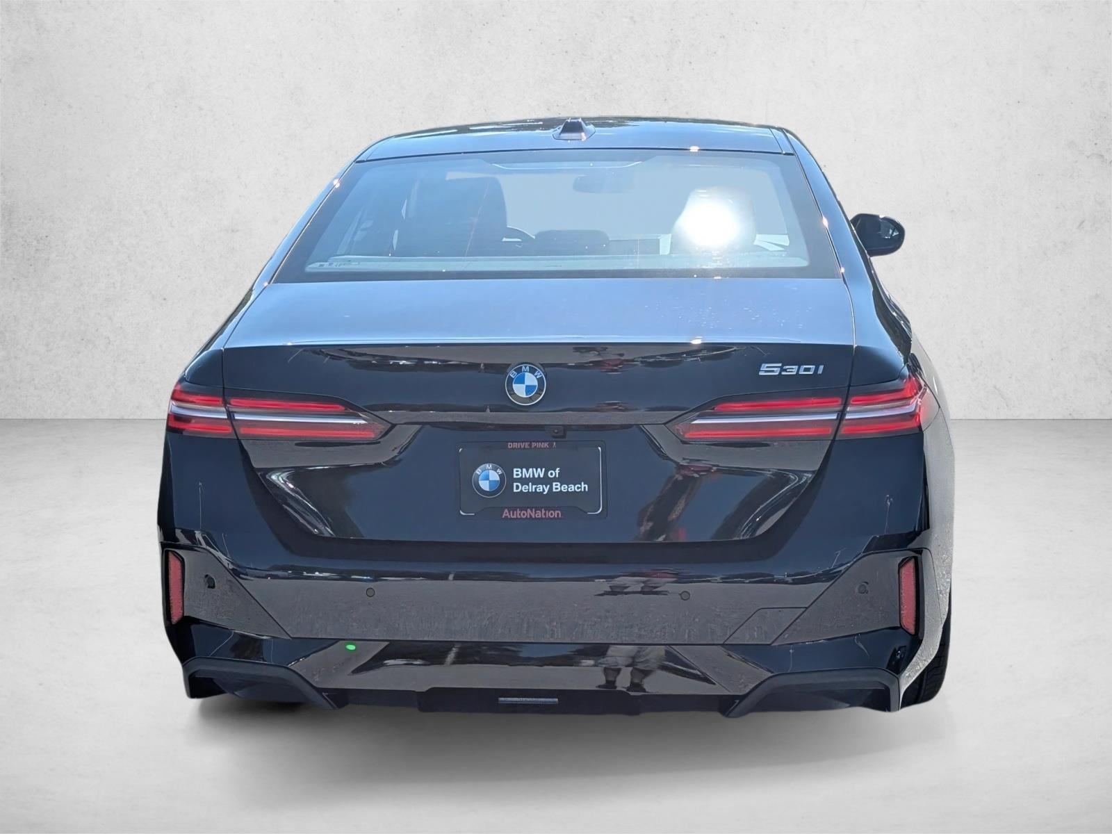 2026 BMW 5 Series 530i - Photo 7